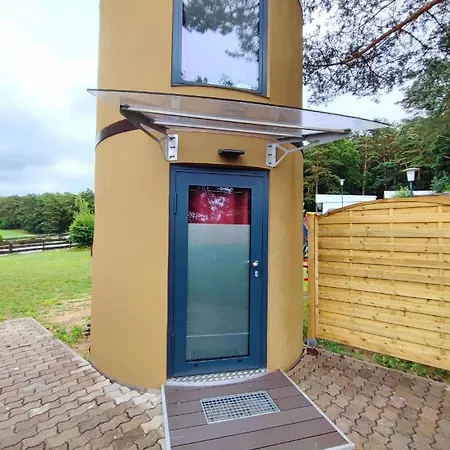 Tiny House *